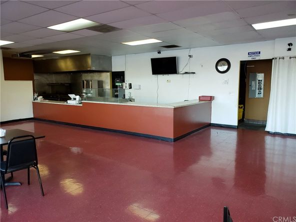 1040 W 40th St, San Bernardino, CA 92407